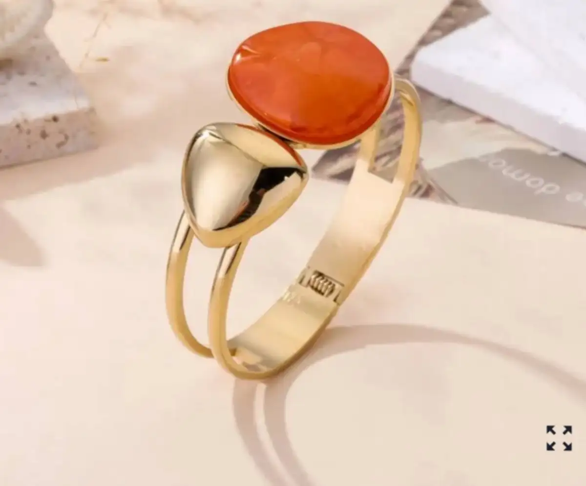 bracelet en résine de couleur