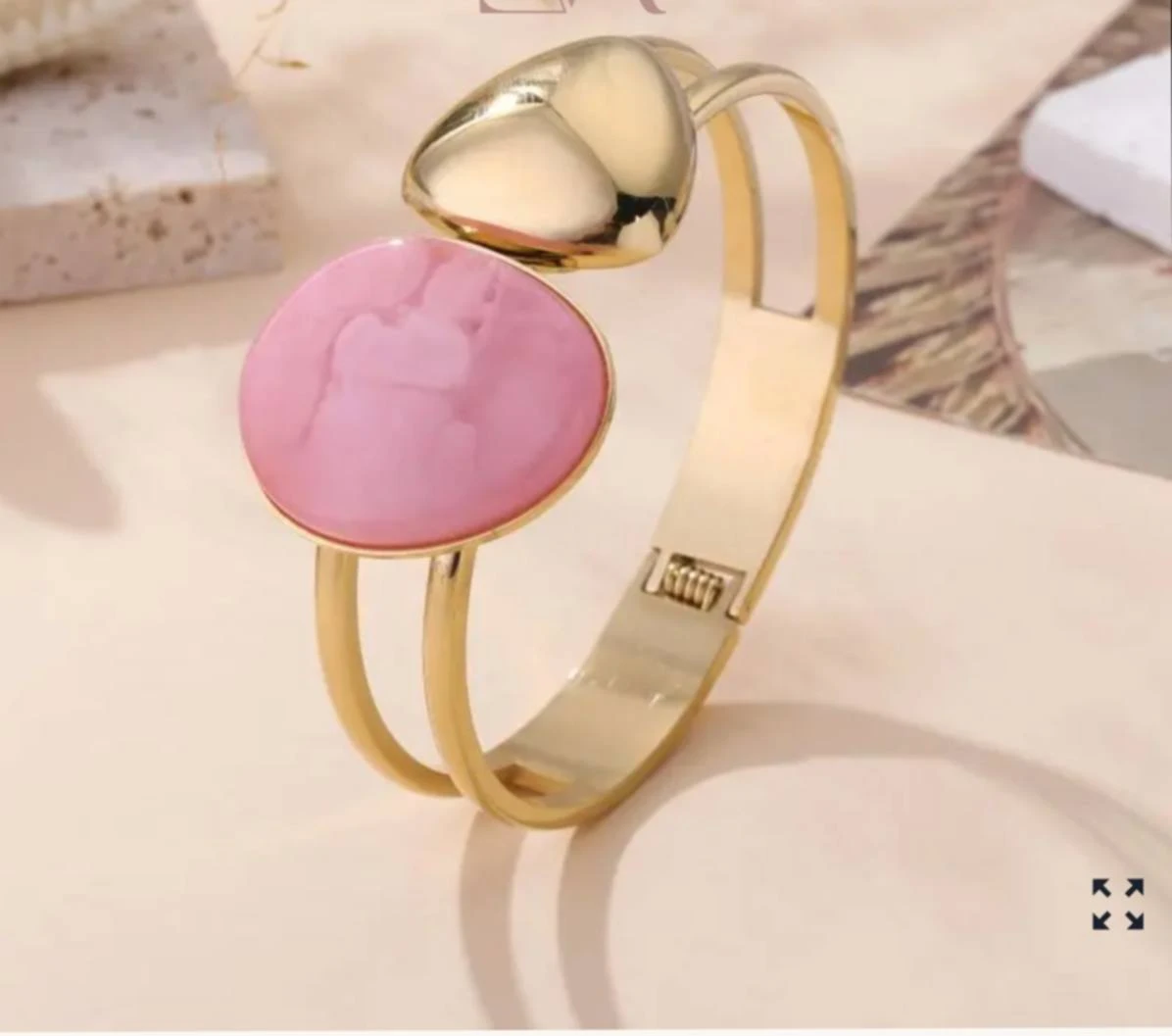 bracelet en résine de couleur