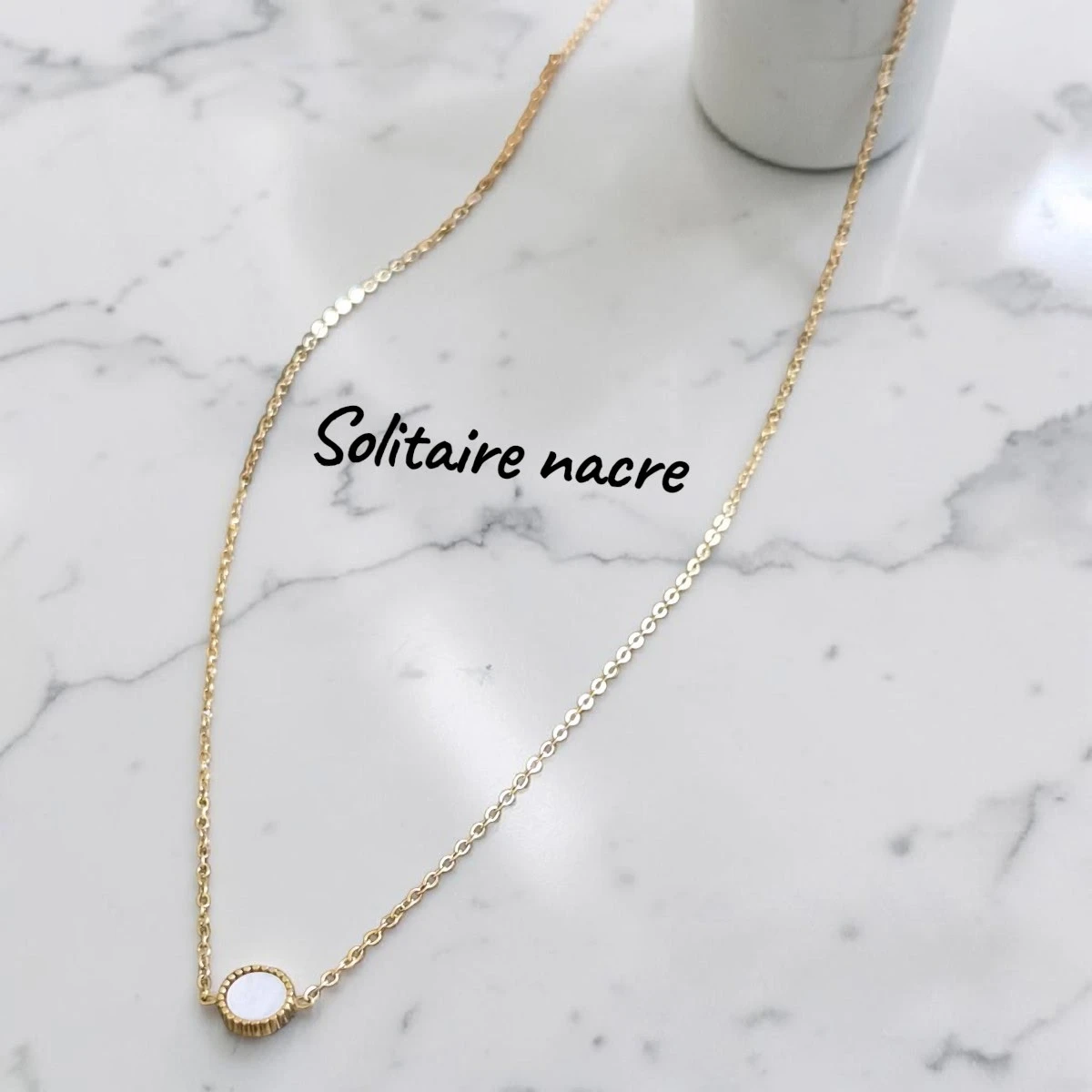 collier pierres