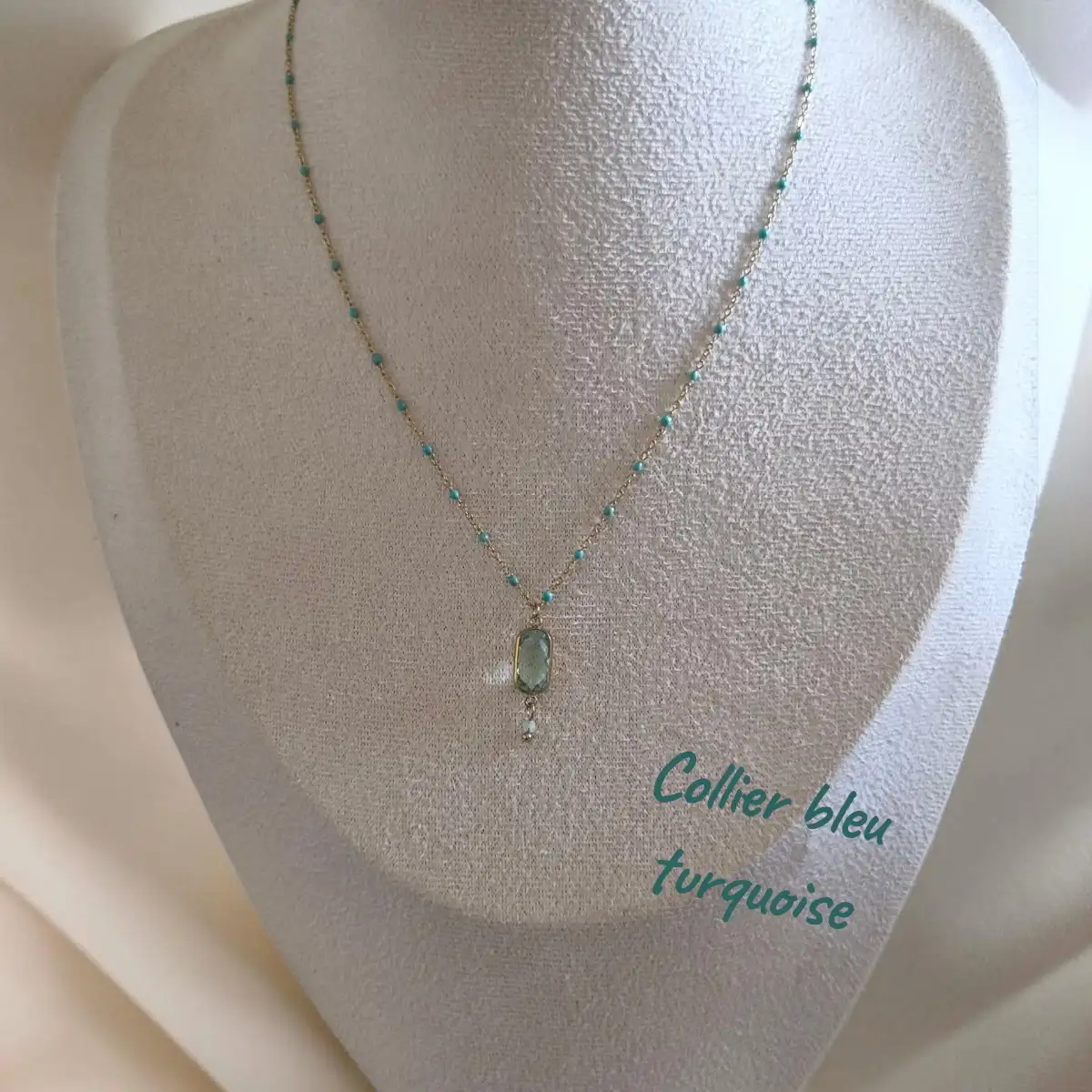 collier cristaux