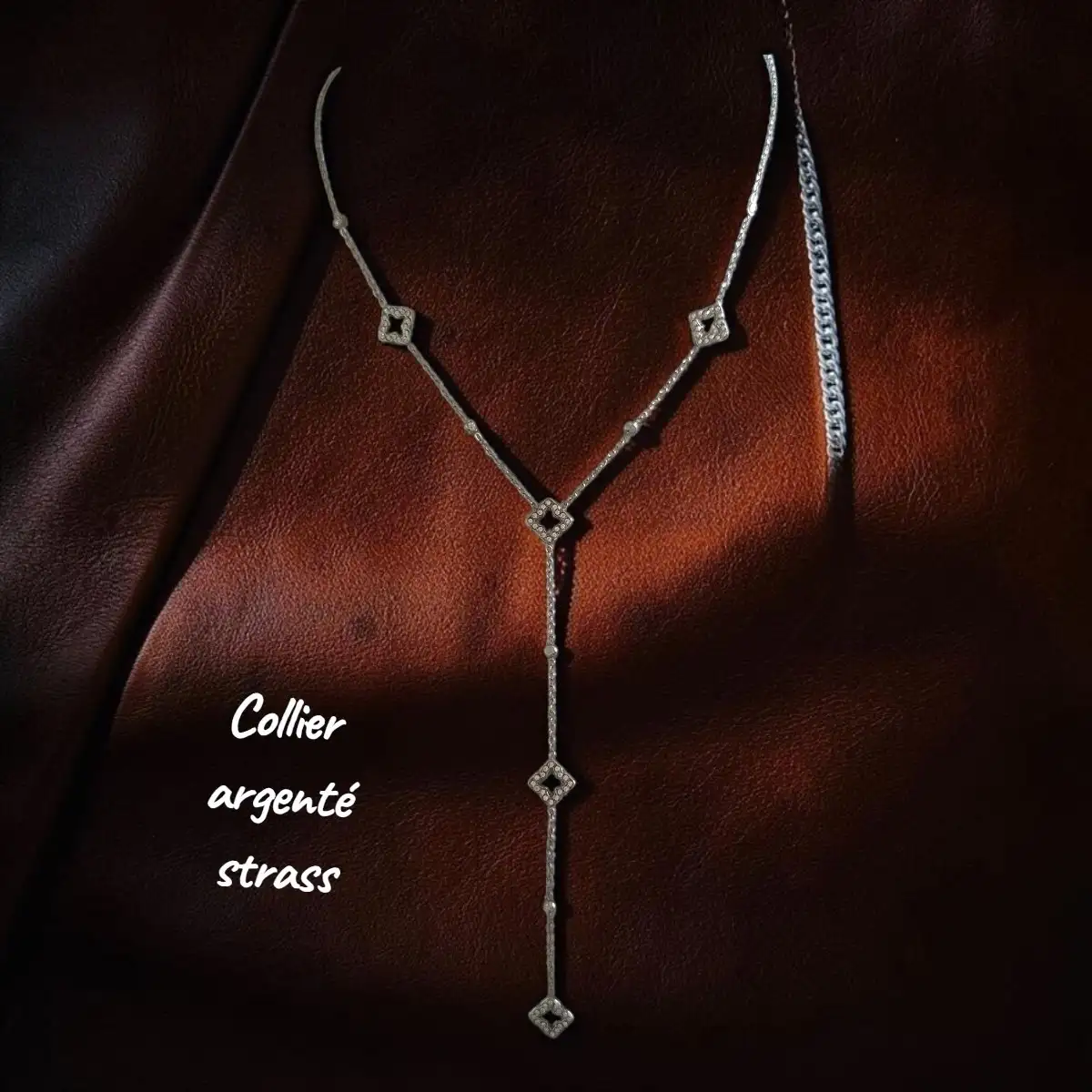 collier forme Y