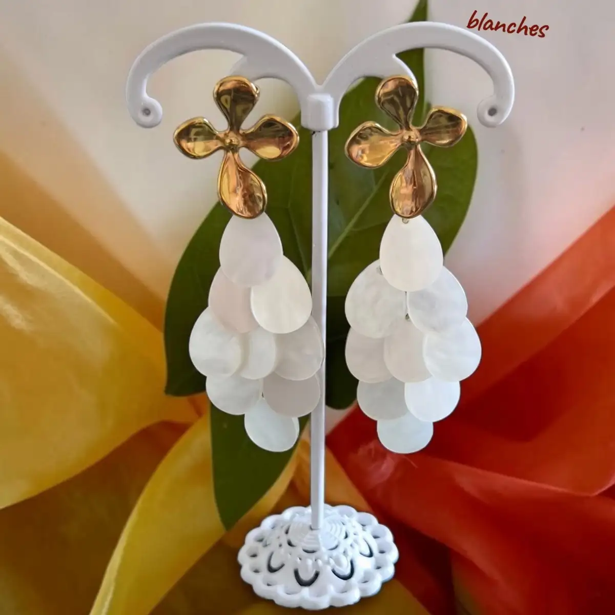 boucles d oreilles résine