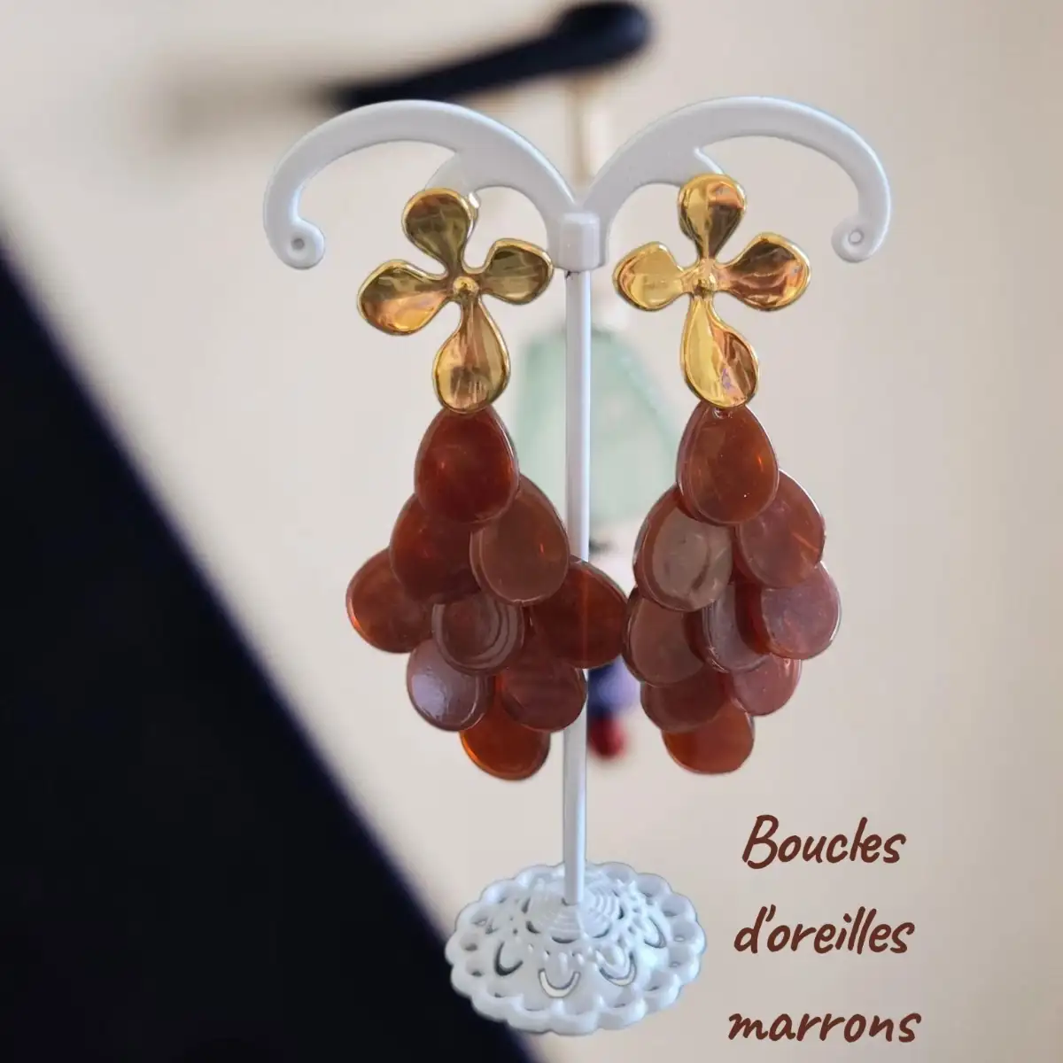 boucles d oreilles résine